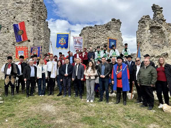 VIDEO: Vešligaj na otvorenju 503. Kostelske uskrsne pištole